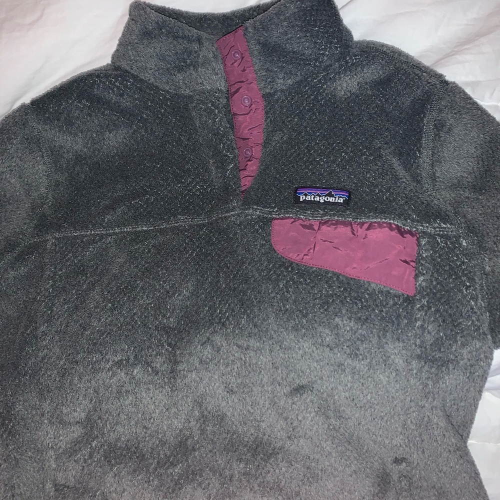 maroon and grey patagonia fleece